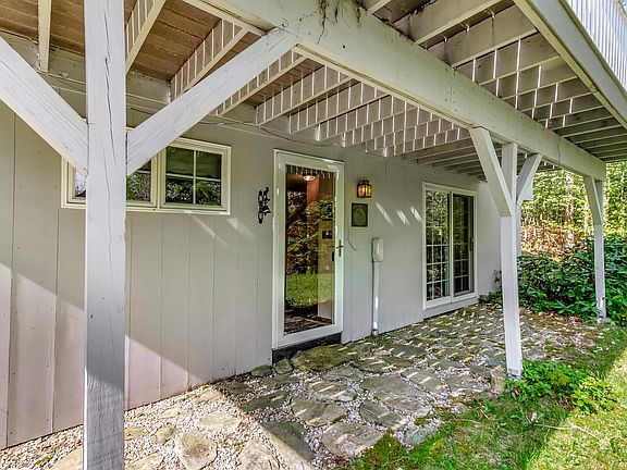 4th image of 315 Windham Springs Road