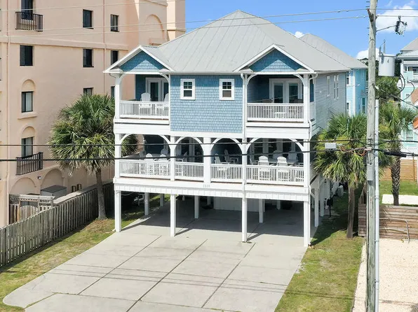 1516 S Lake Park Boulevard Unit 2, Carolina Beach, NC 28428