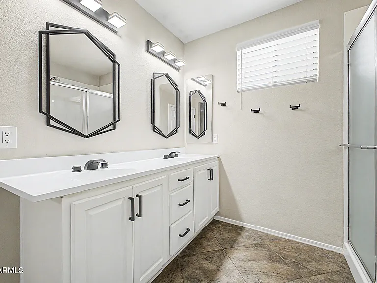 16110 W Vale Dr — Photo 20