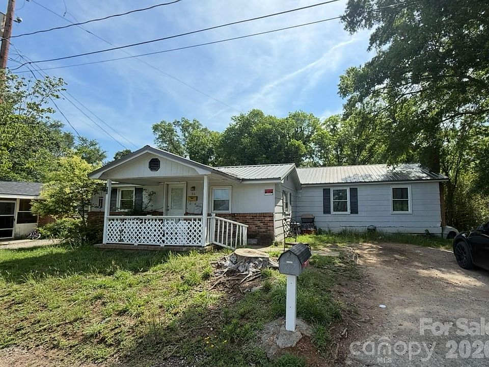 1st image of 106 Deaver St
