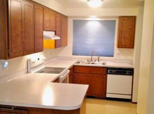 2744 Kincaid Aly, Eugene, OR 97405