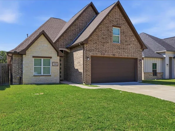 2668 Eloise Ct, Nederland, TX 77627
