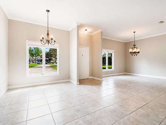 2nd image of 1215 Park Pointe Ln