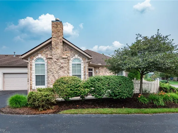 270 Sandover Dr, Aurora, OH 44202