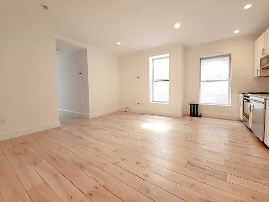 Rented by Citified Realty Group LLC | media 27