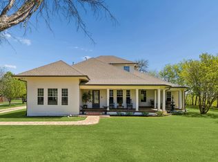 110 S Walnut St, Roanoke, TX 76262