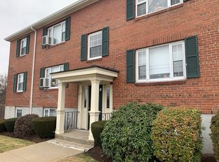 27 N Union St APT 9, Arlington, MA 02474