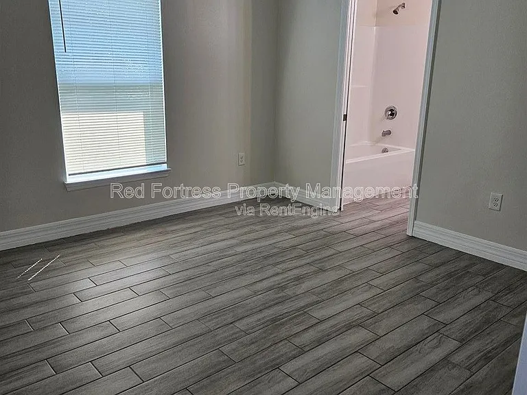 167 Meadow Rd — Photo 9