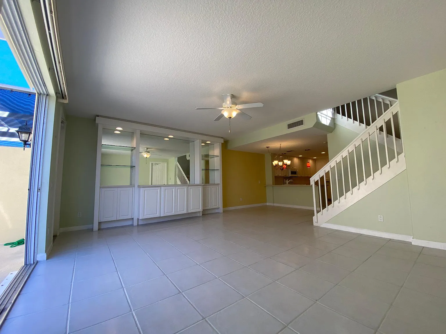 7803 Bergamo Ave — Photo 4