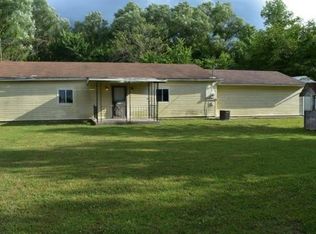 2112 Rock Creek Rd, Ottawa, KS 66067