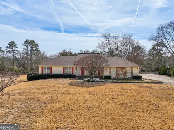 755 Rounsaville Rd, Roswell, GA 30076