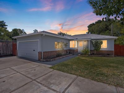 260 Elliott Dr, Menlo Park, CA, 94025