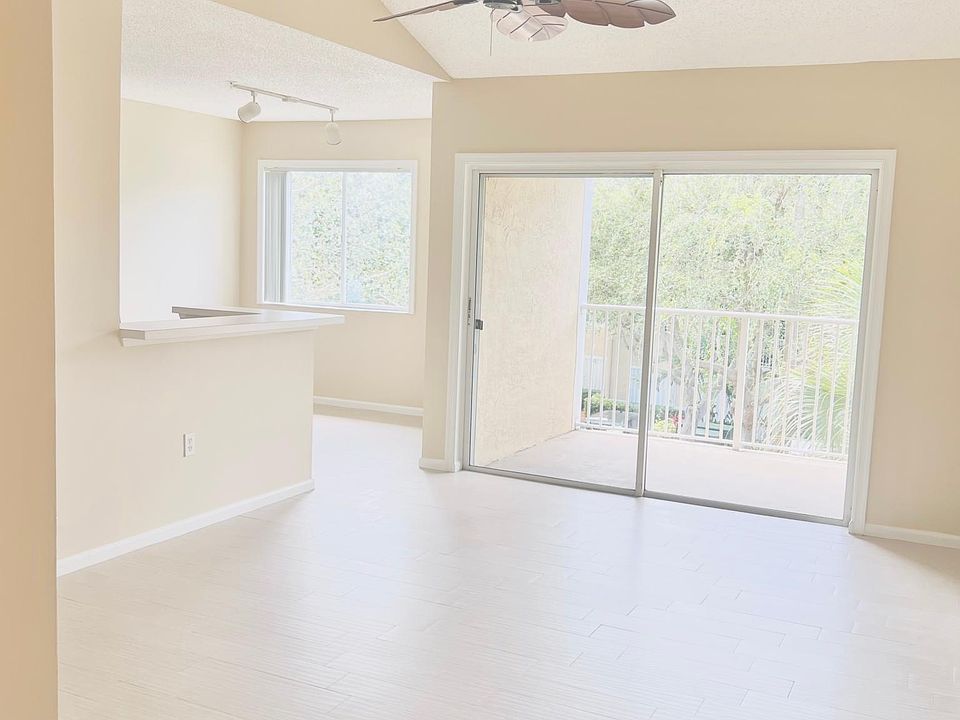 1st image of 9309 Village Blvd #9309