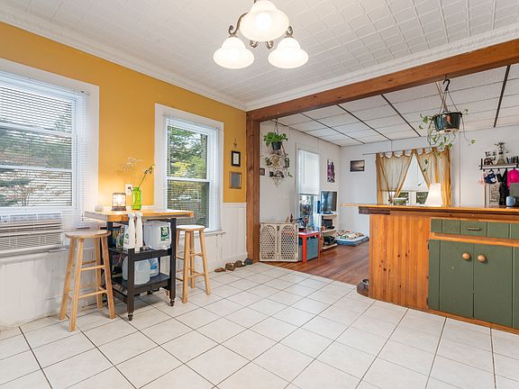 86 North Cherry Street