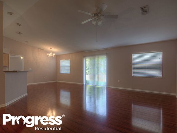 2nd image of 859 Summer Glen Dr