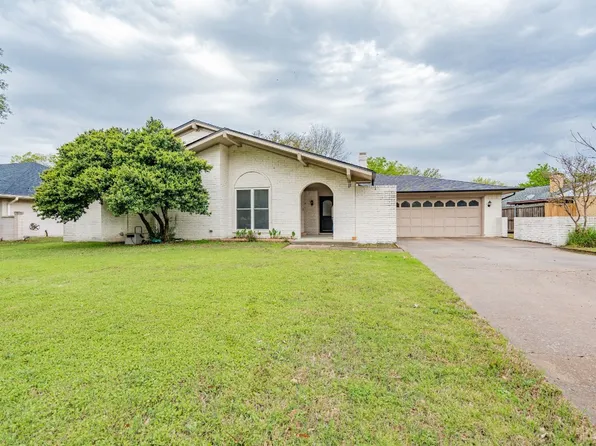 5402 Vale St, Greenville, TX 75402