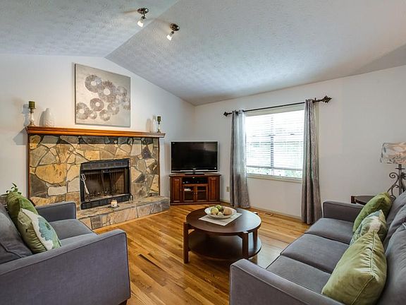 2nd image of 5983 Bretton Woods Dr