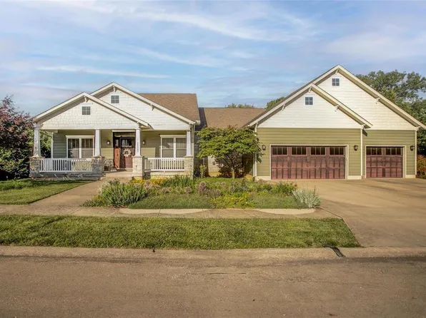 1123 Eagle Ln, Grafton, IL 62037