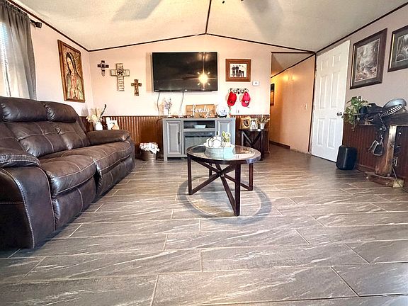 2nd image of 288 S Ranch Road 7132f