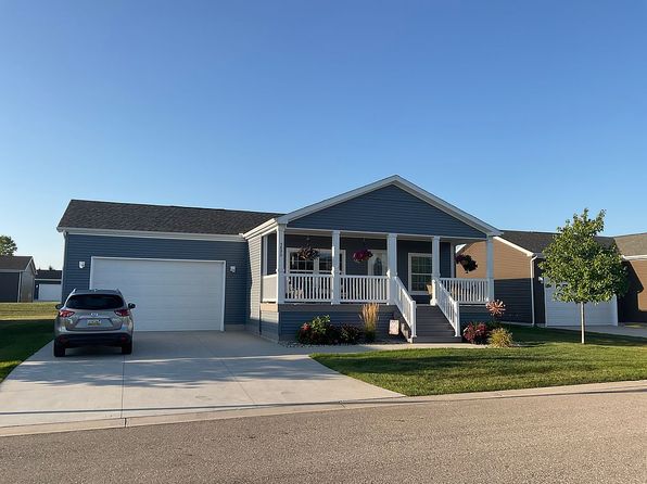 5890 Grace Way Dr