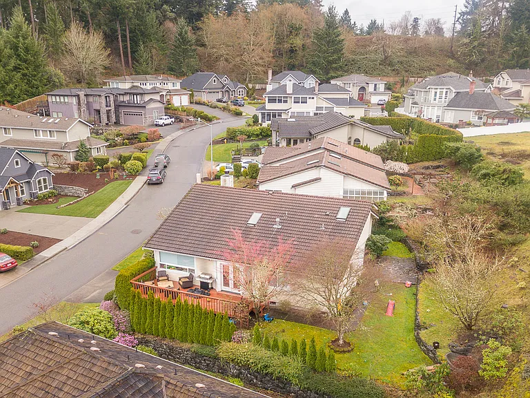 2832 Chambers Bay Dr — Photo 10