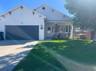 2961 Pheasant Dr, Casper, WY 82604