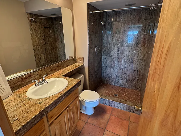 14800 Harborview Dr — Photo 22