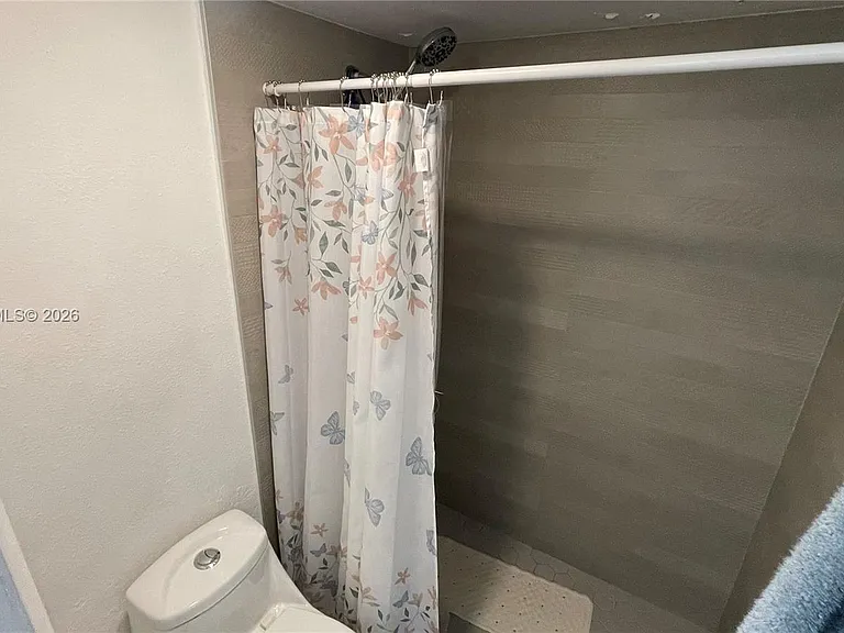 10801 SW 109th Ct #D108 — Photo 14