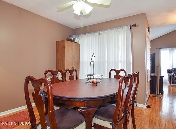 5th image of 1852 Isle Royal Ln