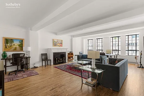 Rented by Sotheby's International Realty | media 1