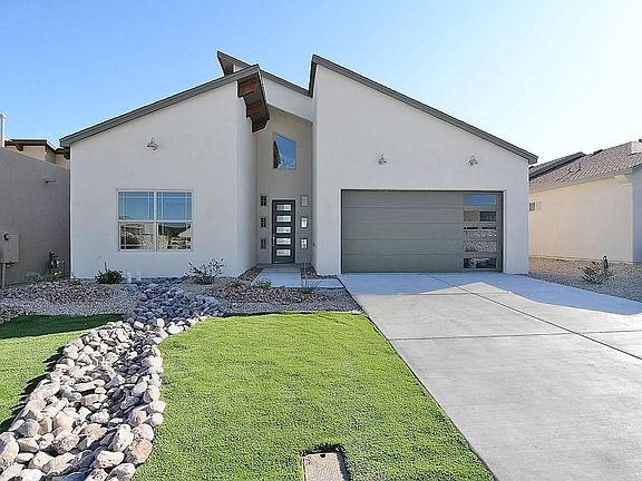 2nd image of 3030 Dos Vistas Ave