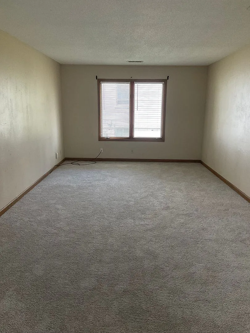 401 S 13th Street — Photo 3