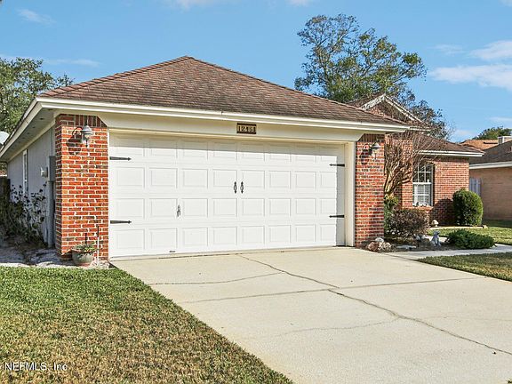 3rd image of 12431 HATTON CHASE Lane E