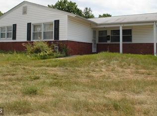 1941 Winder Rd, Windsor Mill, MD 21244