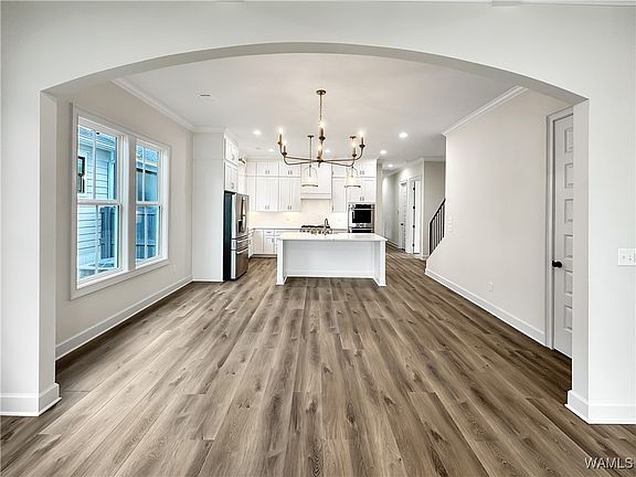 5th image of 1570 Stillwater Cir