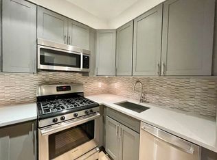 361 E 50th St #F2, New York, NY 10022