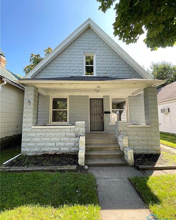 1st image of 621 Raymer Blvd