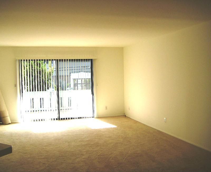2nd image of 11047 Tennessee Ave