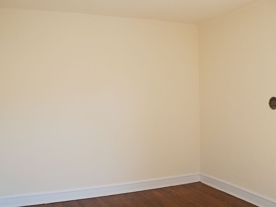 1st image of 2424 N Sawyer Ave