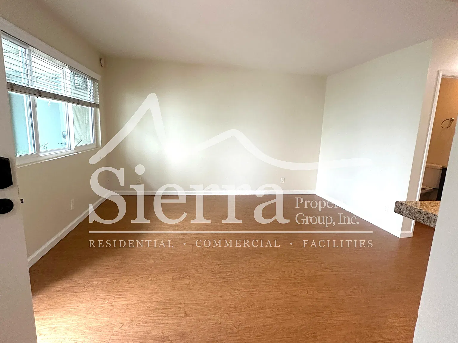 2 bed, $3,200 — Photo 2