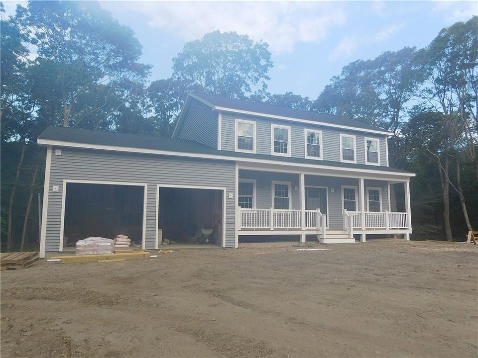 2nd image of 96 Gilbert Ln N