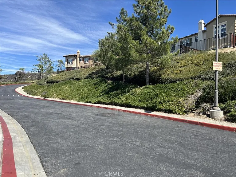 15329 Oak Tree Dr — Photo 4