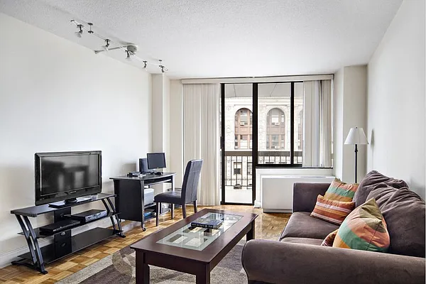 Rented by Stribling | media 24