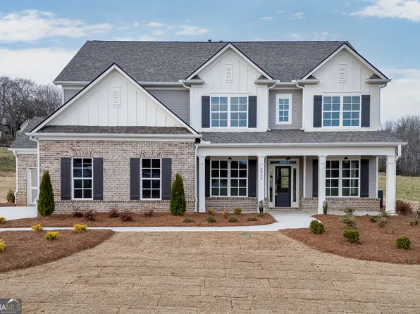 8935 Claude Martin Dr, Gainesville, GA 30506