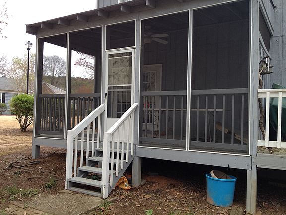 2nd image of 405 Oak Harbor Ct