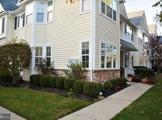 5 Pelican Pl #5, West Deptford, NJ 08086