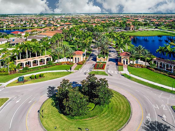 2nd image of 9496 SW Royal Poinciana Drive SW