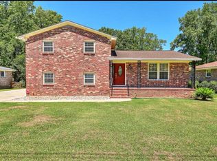 8364 Delhi Rd, Charleston, SC 29406