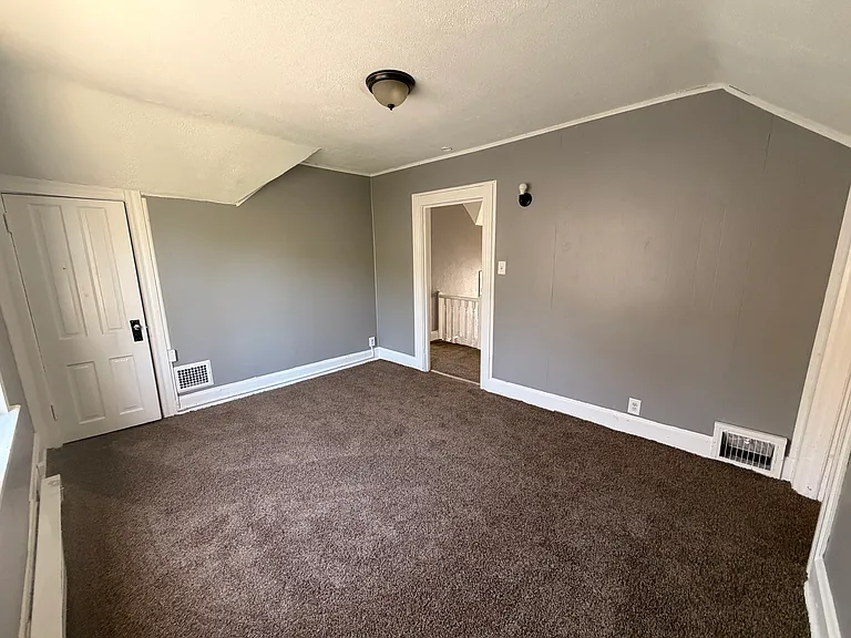 1220 South Ave #2 — Photo 4