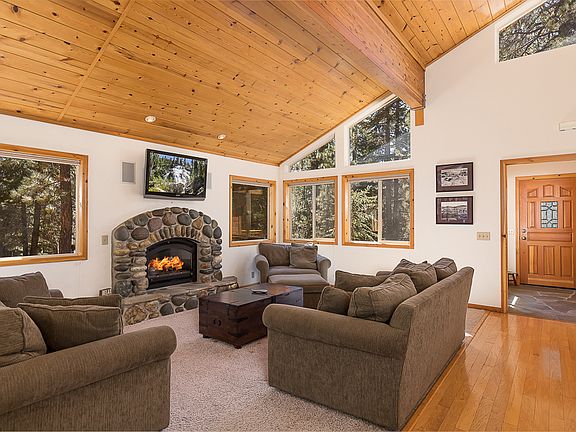 3rd image of 12079 Northwoods Blvd